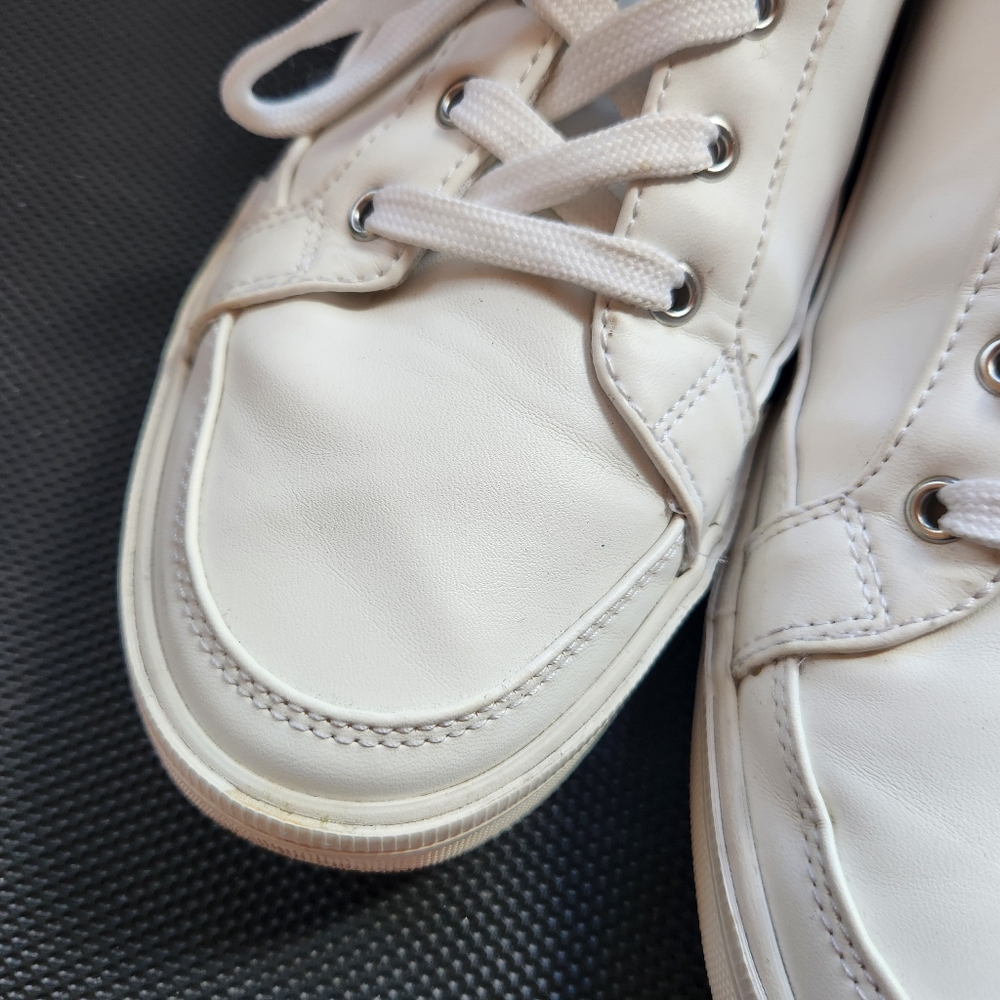 Tommy Hilfiger Shoes Size 10 - Picture 7 of 9